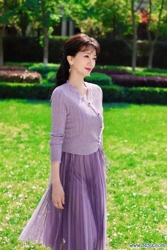 图片开头:赵雅芝微博